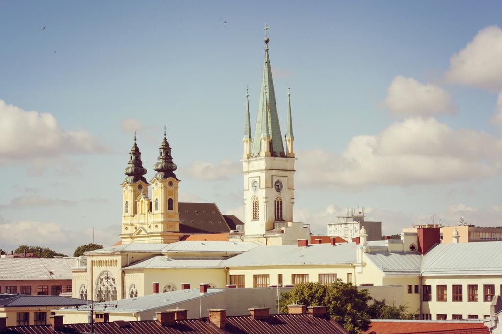 City Hotel Nitra With Free Parking エクステリア 写真