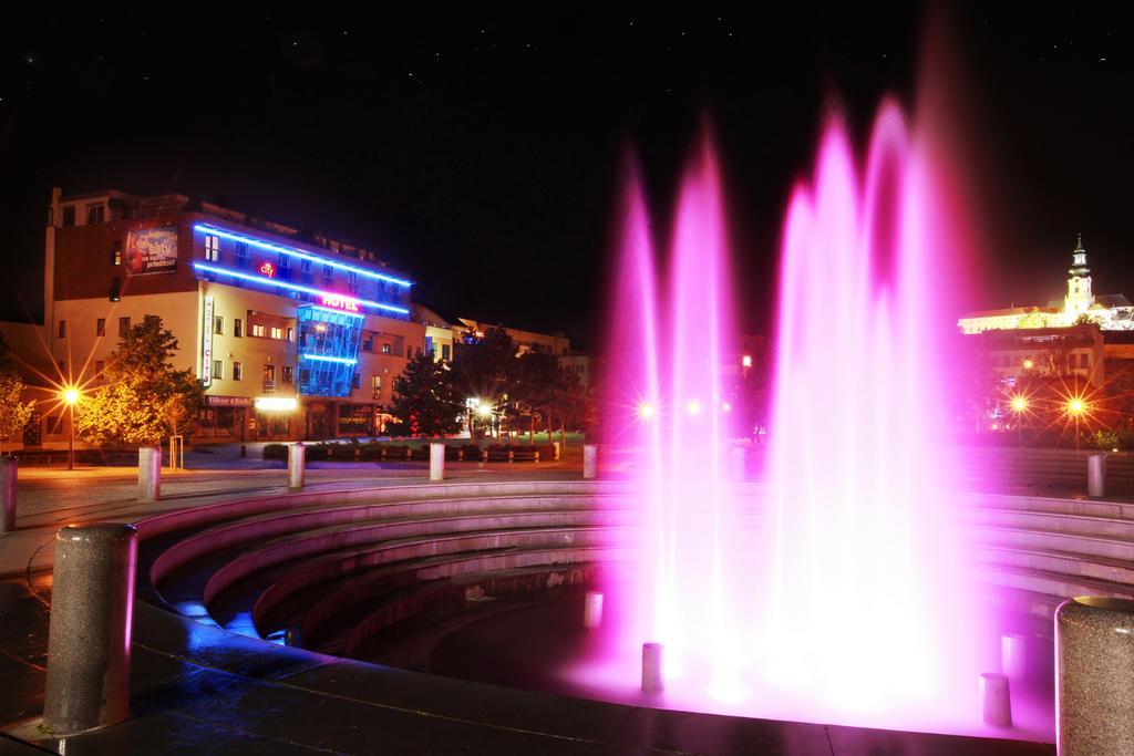 City Hotel Nitra With Free Parking エクステリア 写真