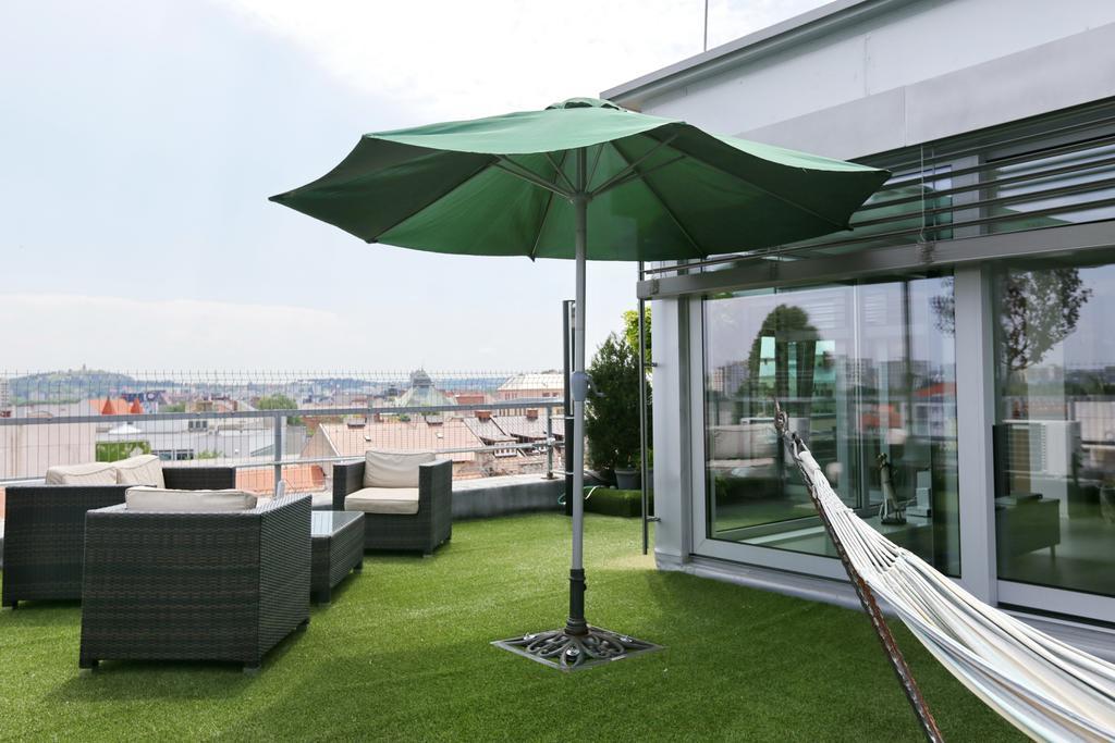 City Hotel Nitra With Free Parking エクステリア 写真